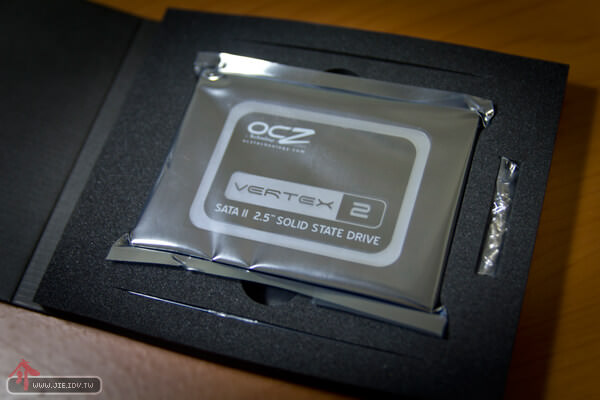 SSD硬碟